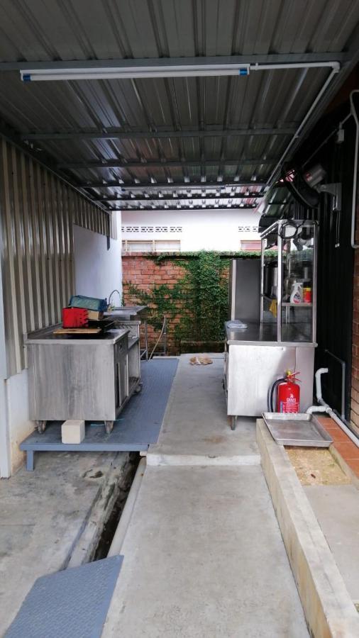Homestay Umbai Kelana Merlimau Exterior photo